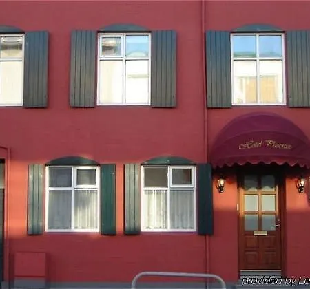 Готель Phoenix